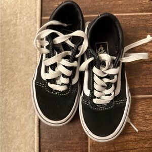 Kids vans size 11